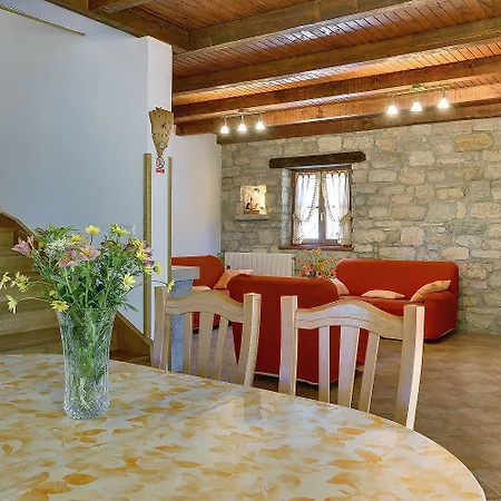 Angelo & Marija Villa