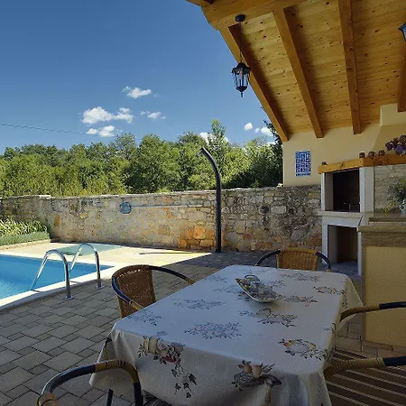 ヴィラ Angelo & Marija