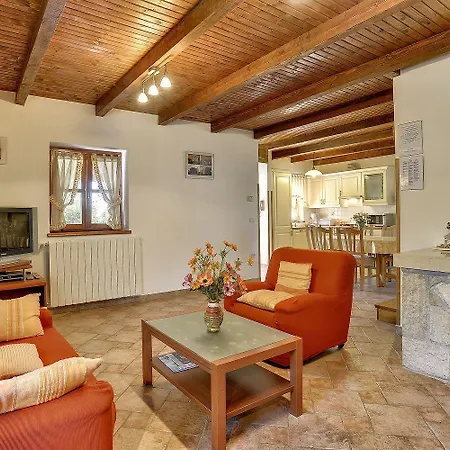 Angelo & Marija Villa *